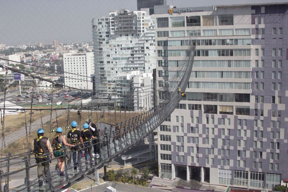 PUENTE DE CRISTAL