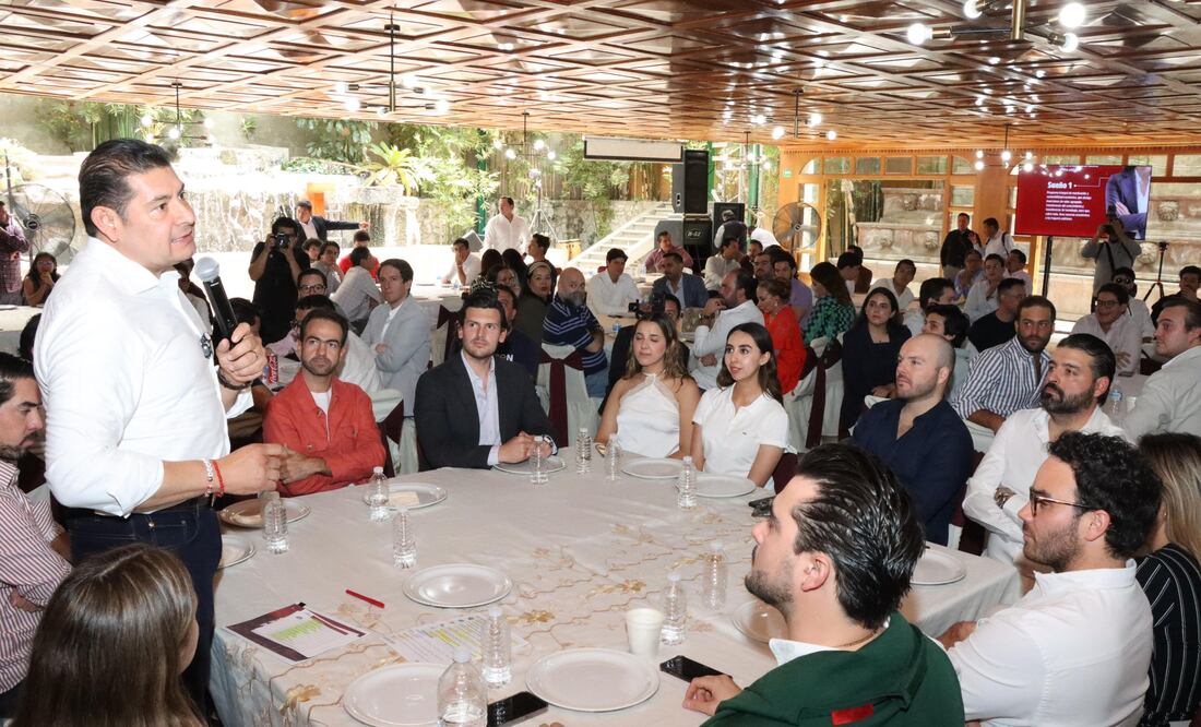 Alejandro Armenta destacó su compromiso con el medio ambiente | Foto: EsImagen