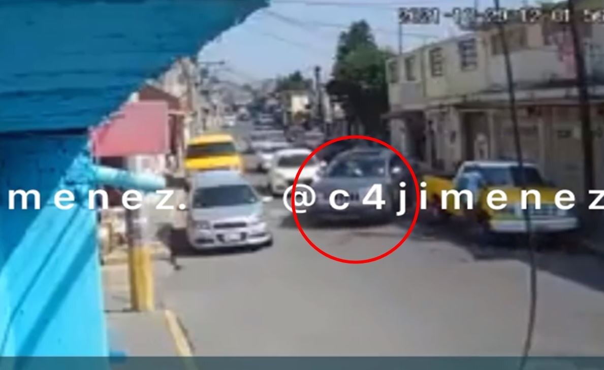 Difunden nuevo video de Octavio Ocaña; recogió a una persona antes del accidente