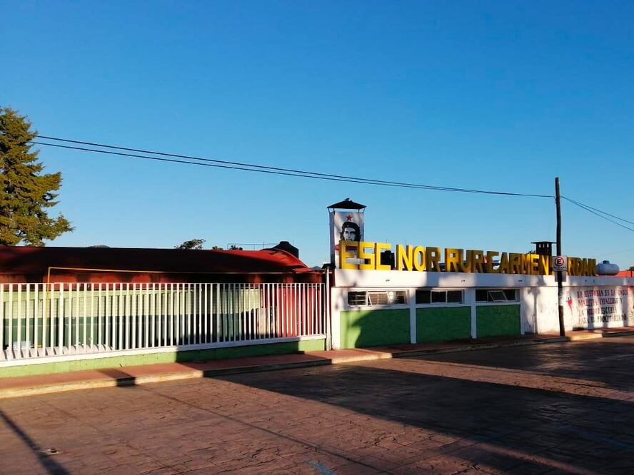 Foto: Redes Sociales Escuela Normal Rural "Carmen Serdán"