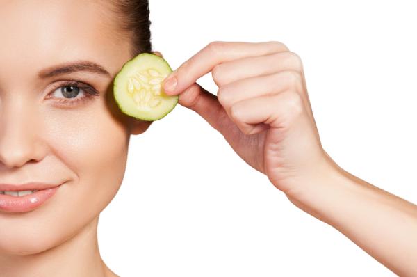 El pepino es ampliamente conocido por sus propiedades beneficiosas para la piel, especialmente por su capacidad para calmar y reducir la inflamación. 

Foto: Producción El Universal Puebla