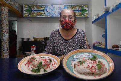 CHILE EN NOGADA DE CALPAN