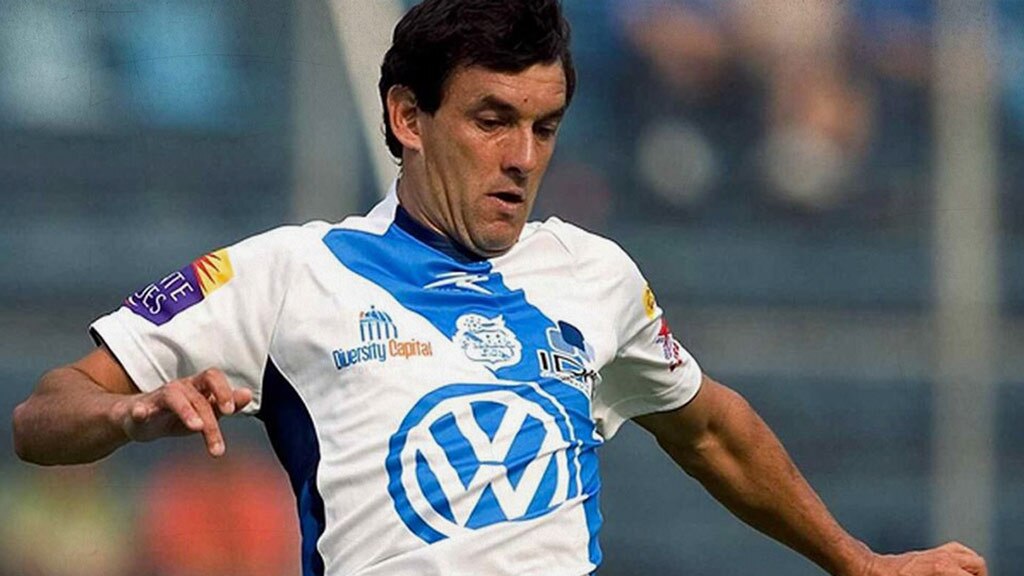 La salida de Álvaro González del equipo, al igual que la de muchos de sus compañeros de aquella época, se debió a problemas con la directiva liderada por Ricardo Henaine. 

Foto: Producción El Universal Puebla