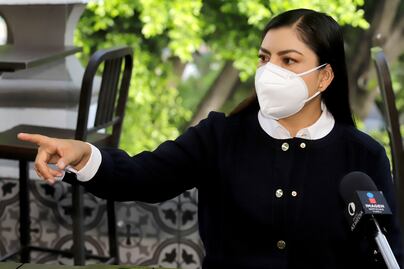 Una semana después de la elección, vuelve Claudia Rivera al Ayuntamiento