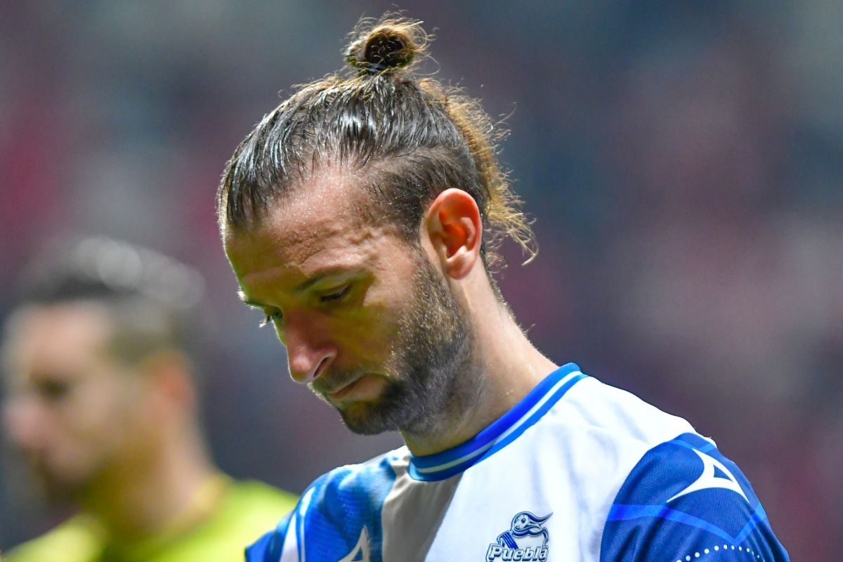 Club Puebla desesperado por deshacerse de Gastón Silva este mercado