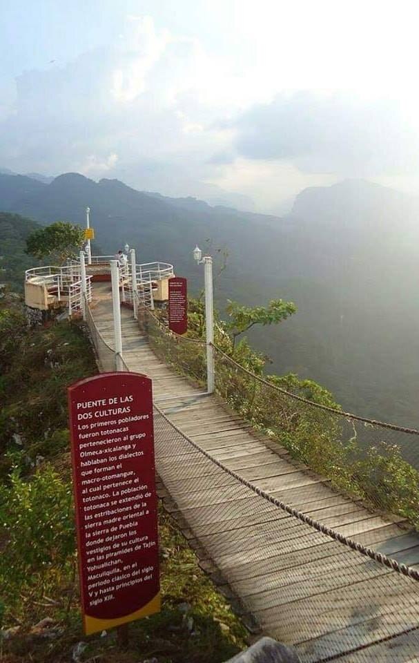 Puente de Las dos Culturas en Jonotla / Foto: Facebook Puebla Vive - Conoce, Descubre y Visita