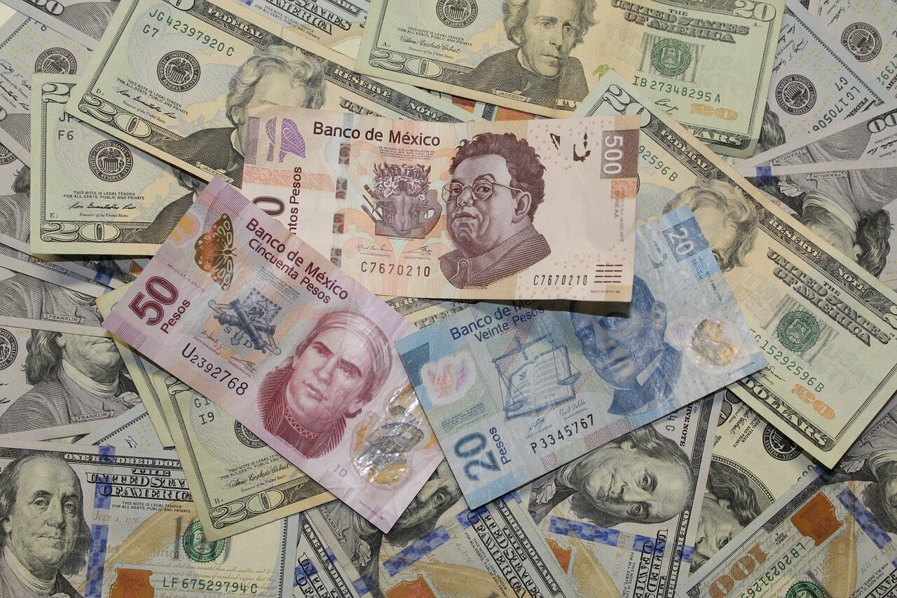 Apreciación del peso frente al dólar reduce el valor de las exportaciones mexicanas