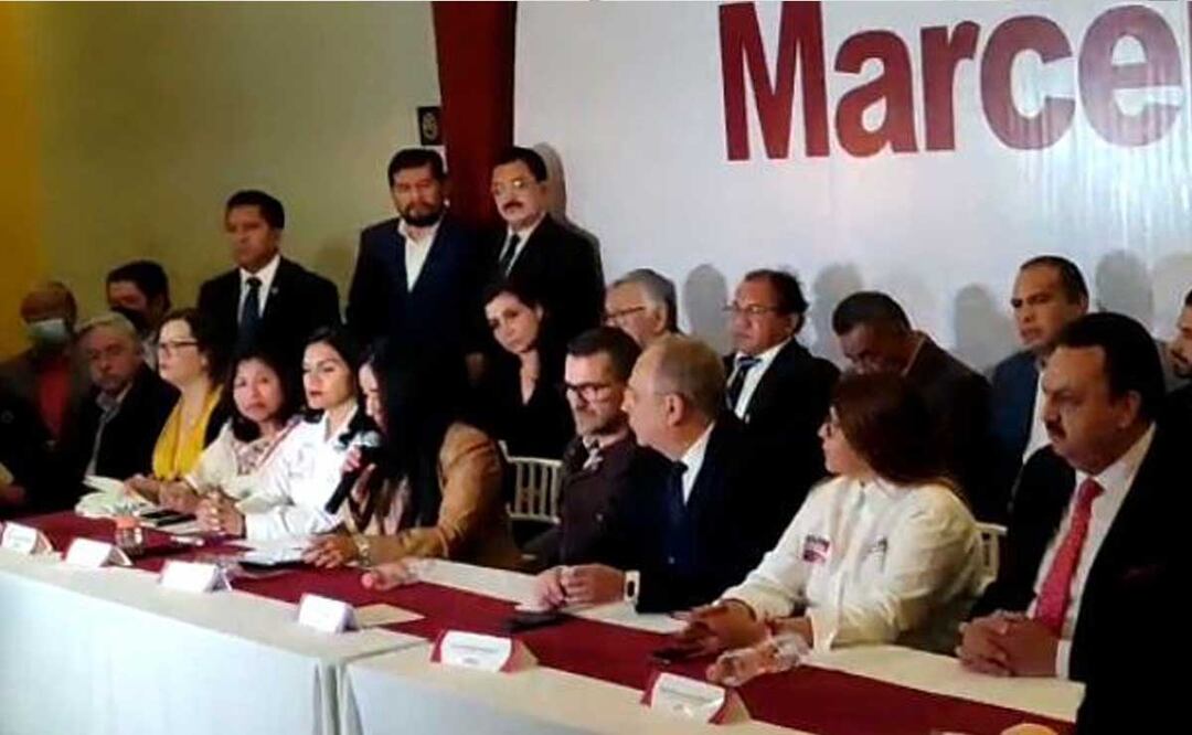 Miembros de Morena y el PVEM presentaron en Puebla la plataforma de apoyo a Marcelo Ebrard | Foto: Agencia Es Imagen para El Universal Puebla