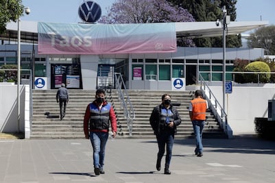 Volkswagen para producción del Jetta en Puebla por falta de semiconductores