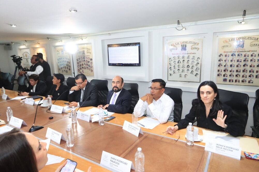 Comisiones Unidas de Procuración y Administración de Justicia y de Asuntos Municipales aprobaron el punto de acuerdo | Foto: Especial
