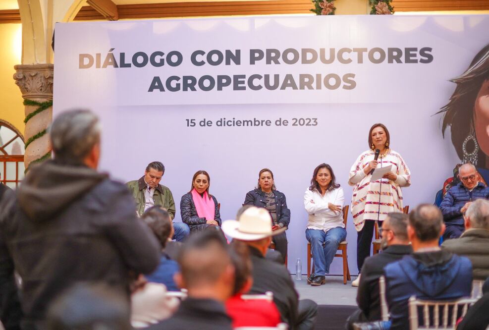 Xóchtil Gálvez continuó este viernes su gira por Puebla | Foto Especial