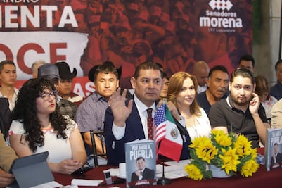 Alejandro Armenta propone reforzar los programas de atención a migrantes