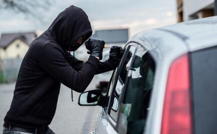 Falsos elementos de la Fiscalía roban camioneta a comerciantes de Atlixco