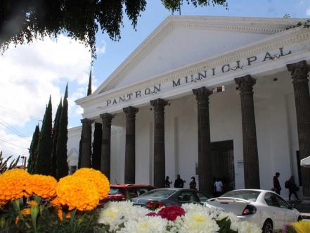 María Mercedes, la primera niña que fue enterrada en el Panteón Municipal