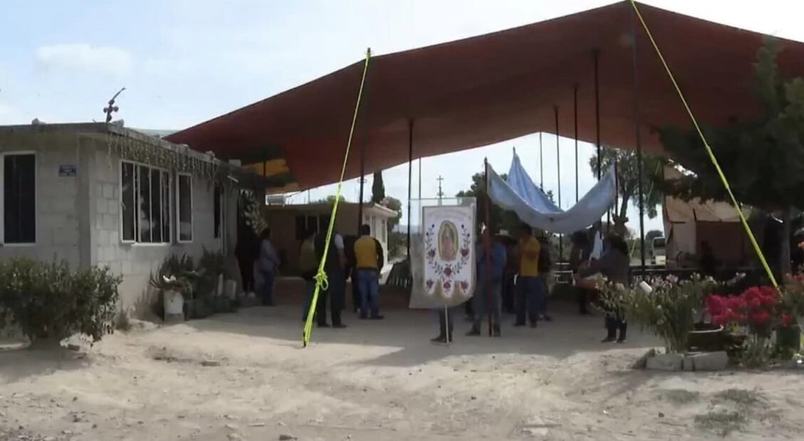 Dos hombres y un menor fueron despedidos tras perder la vida en la México-Puebla | Foto: Redes Sociales