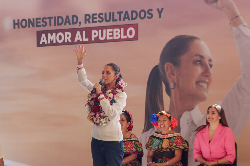 En su segundo día de gira por Puebla, Claudia Sheinbaum estuvo en Tehuacán | EsImagen para El Universal Puebla
