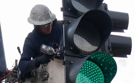 Nuevos semáforos en la Recta a Cholula causaron polémica en redes