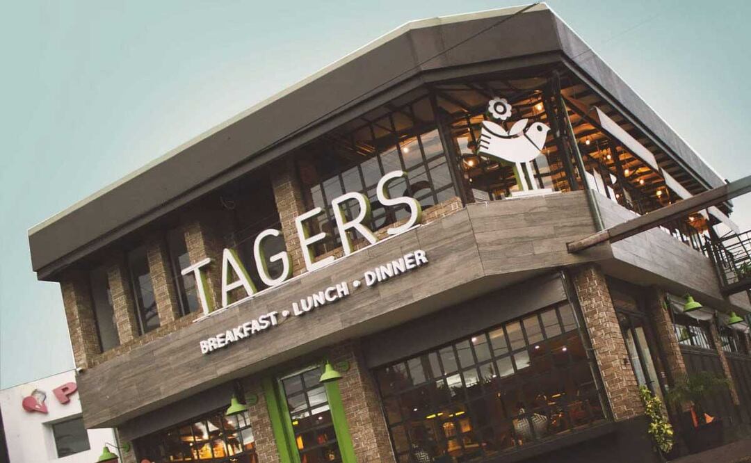 El restaurante Tagers en la ciudad de Puebla fue asaltado por seis hombres armados que lesionaron a dos personas y robaron 350 mil pesos | Foto: Tagers