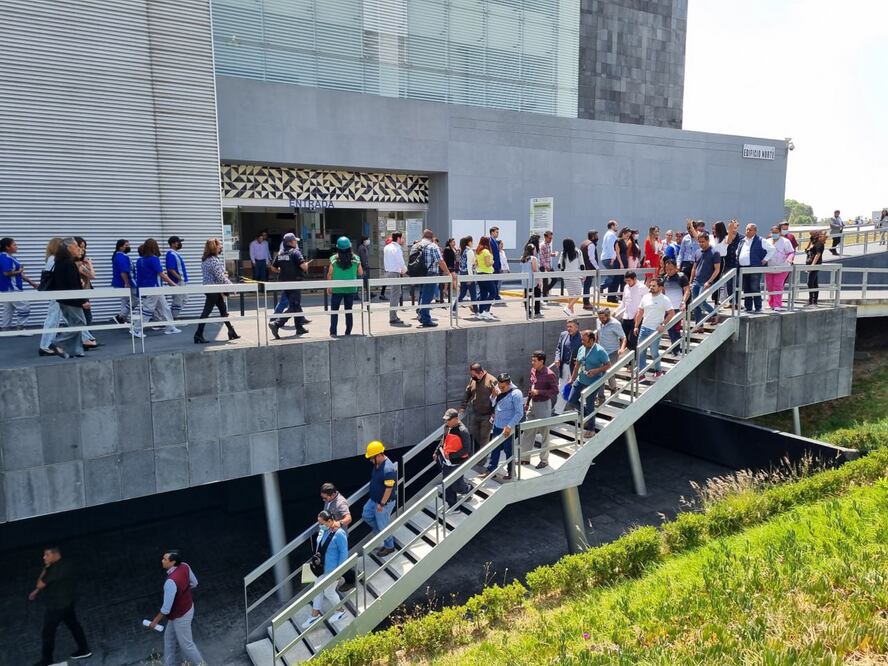 Este martes 19 de septiembre de 2023 las autoridades de Protección Civil llevarán a cabo el Segundo Simulacro Nacional | Foto: Agencia Es Imagen para El Universal Puebla