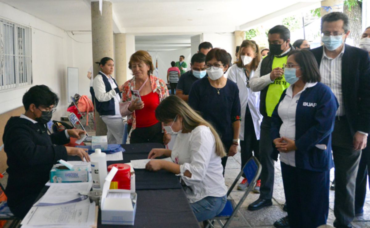 Jornada “La BUAP cerca de ti” brindó servicios en la Junta Auxiliar de San Pedro Zacachimalpa