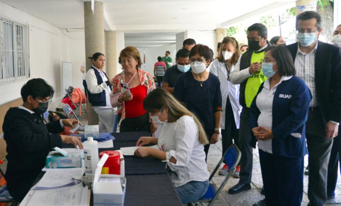 Lilia Cedillo ratificó la vocación social de la BUAP en beneficio de los pobladores. | Foto: BUAP