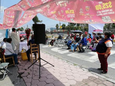 Estas son las mañanitas. Celebran 4 meses de bloqueo Bonafont-Puebla