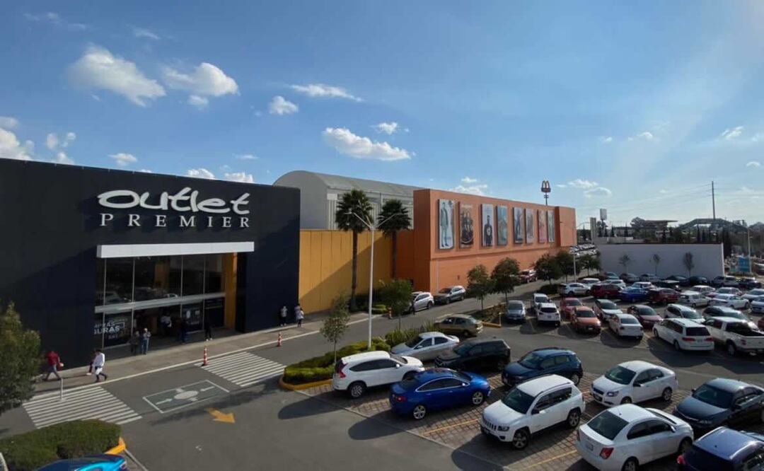El Outlet se encuentra sobre la autopista México-Puebla. Foto: Outlet Puebla Premier