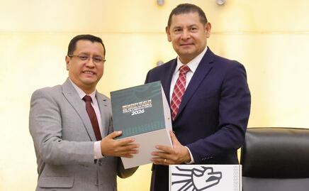 Armenta entrega el paquete económico 2026 en el Congreso de Puebla