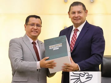 Armenta entrega el paquete económico 2026 en el Congreso de Puebla