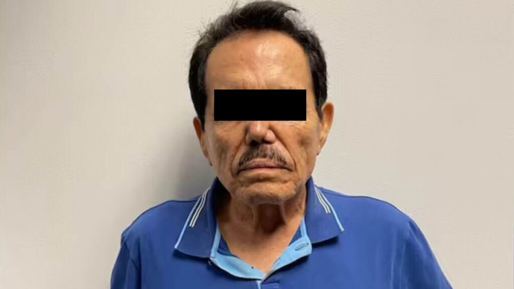 Se les acusa de lavar dinero a través de algunos de los bancos más grandes del mundo e invertir en empresas nacionales y cuentas en el extranjero.

Foto: Producción El Universal Puebla