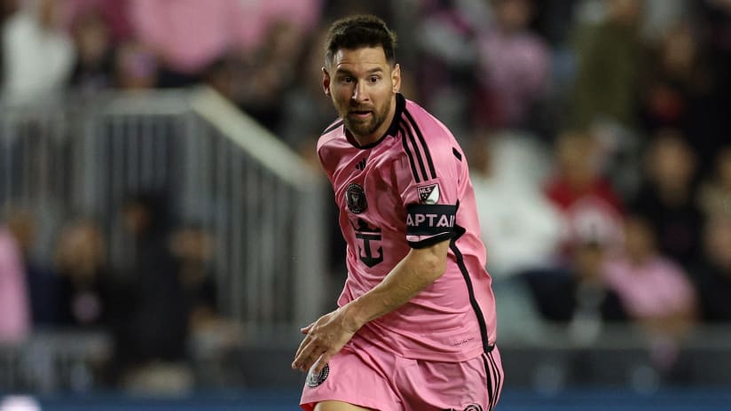 Esta lesión podría dejar fuera a Messi de la convocatoria para el partido entre Inter Miami y Club Puebla el próximo 27 de julio.

Foto: Producción El Universal Puebla