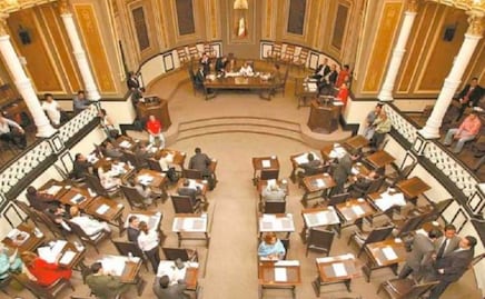 Desdeñan diputados iniciativas para aumentar su productividad en el Congreso de Puebla
