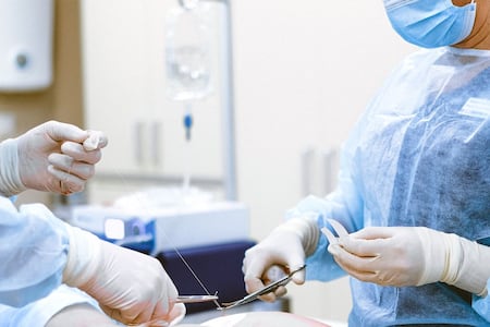 Licenciatura en Médico Cirujano: salidas profesionales y especialidades