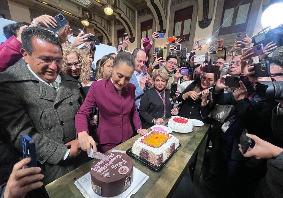 Este es el primer cumpleaños que Claudia Sheinbaum celebra en Palacio Nacional | Foto: Redes sociales