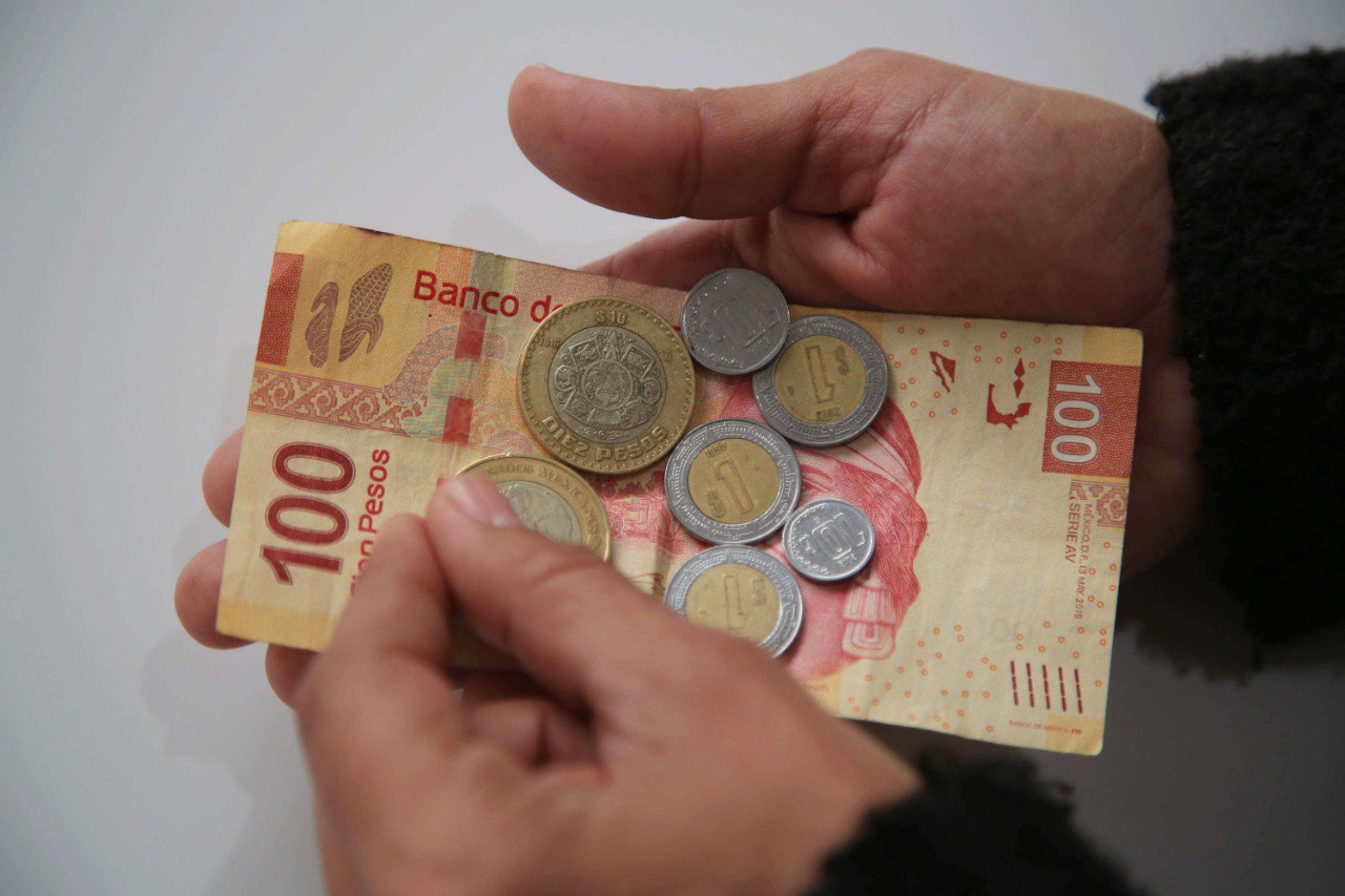 Tal vez sería conveniente que comenzaras a coleccionar las monedas que circulan estos días | EsImagen