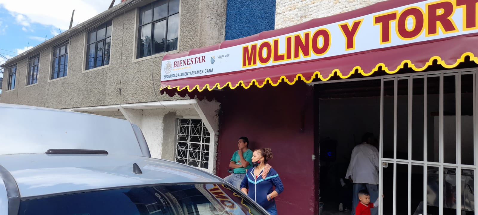 Tortillerías 'pirata' con logos oficiales venden el kilo a 9 pesos