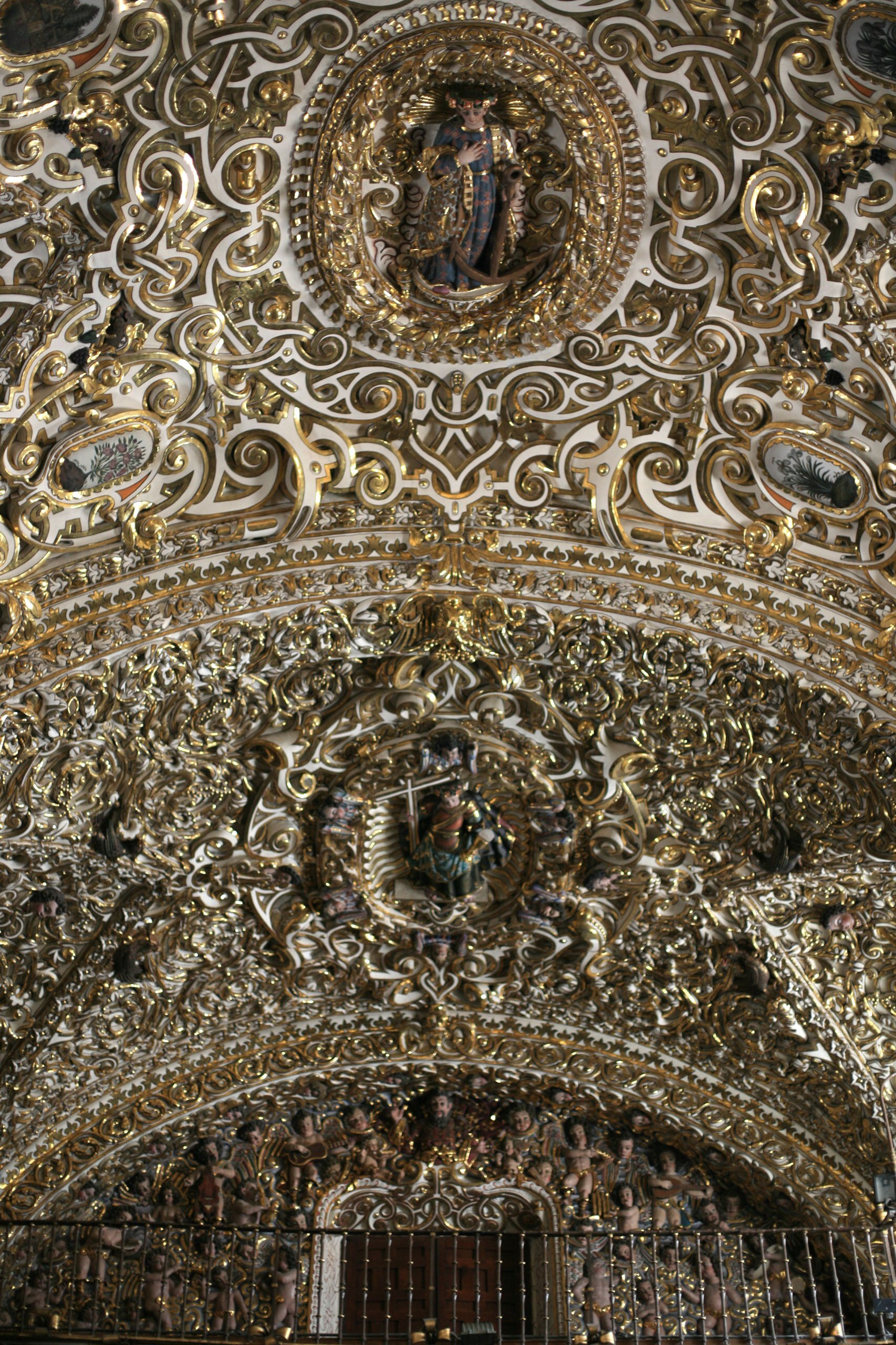 Este asombroso lugar está hecho con láminas de 24 quilates de oro | Agencia Es Imagen para El Universal Puebla