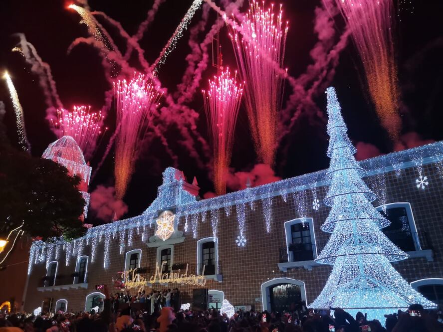 La Villa Iluminada de Atlixco fue inaugurada el 24 de noviembre de 2023 | Foto: Ariadna Ayala