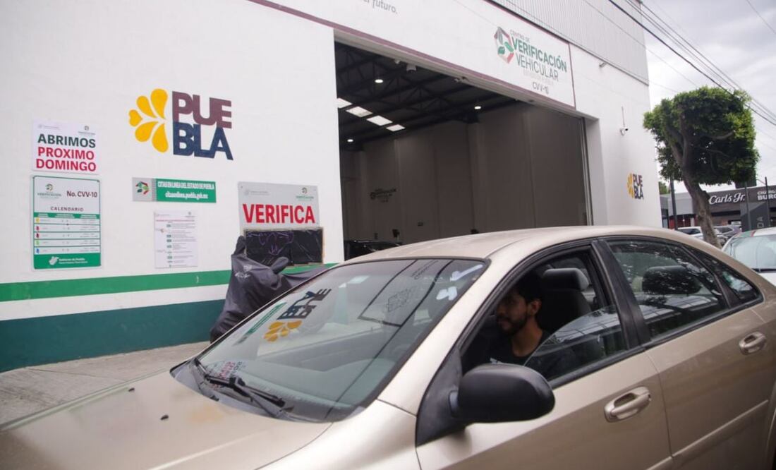 El horario de los centros de verificación vehicular será de lunes a sábado de 8:00 de la mañana a 8:00 de la noche | Foto: Agencia Es Imagen para El Universal Puebla