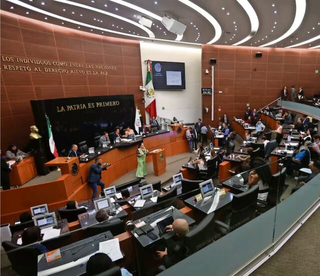 Impulsan en Senado descuentos en autopistas durante periodo vacacional