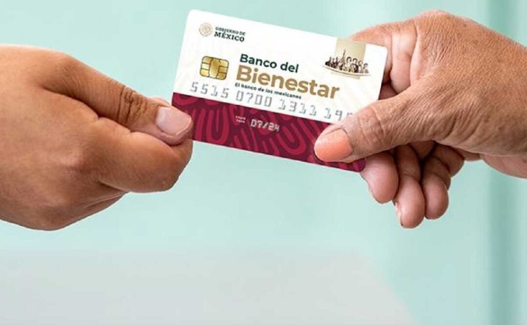 La Pensión del Bienestar para los adultos mayores comprende un pago de 4 mil 800 pesos | Foto: Banco del Bienestar
