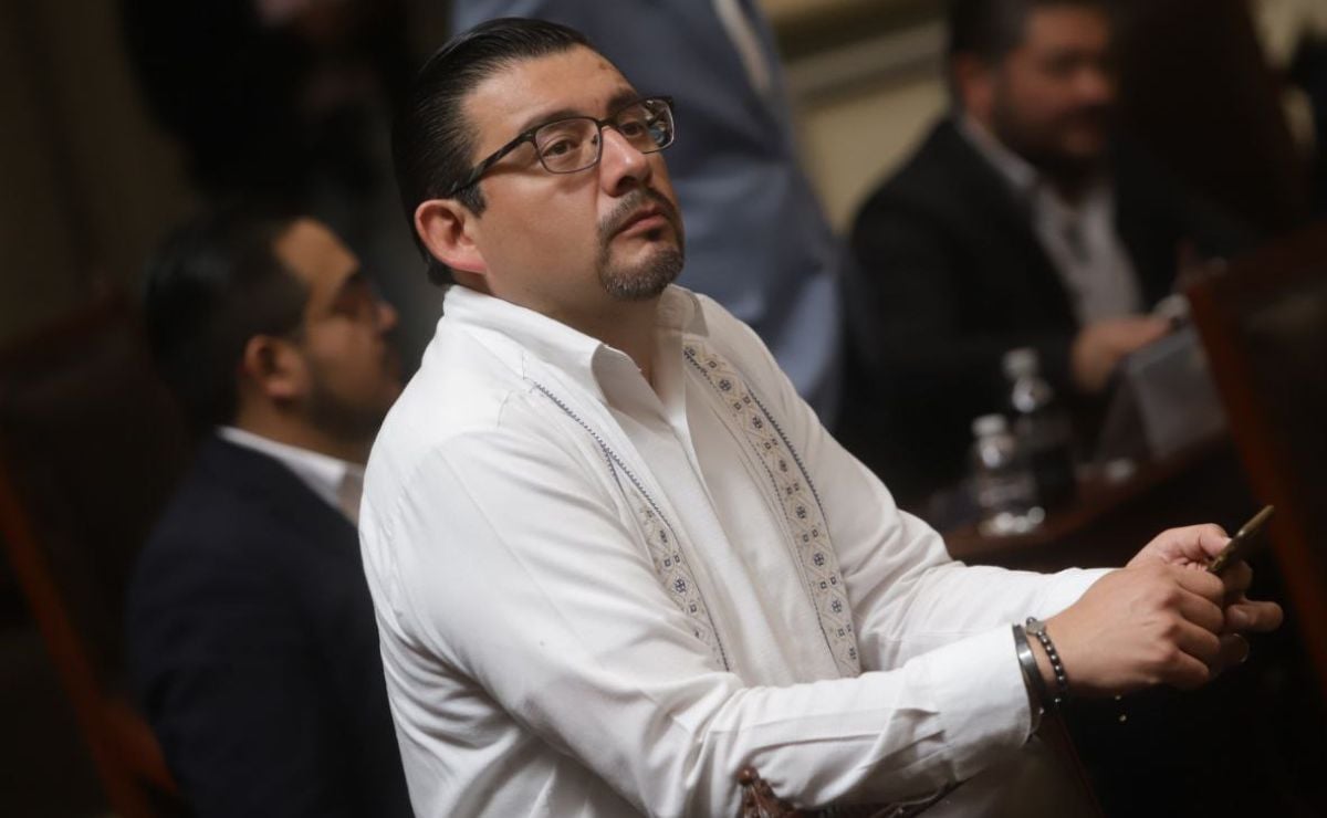 El diputado del PAN pide esperar la resolución final del TEPJF. | Foto: Agencia Es Imagen para El Universal Puebla
