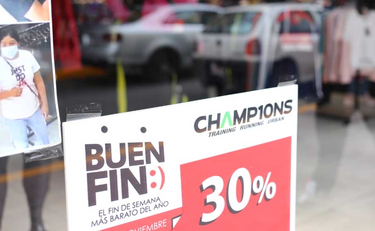Evita quedarte sin dinero tras tus compras del Buen Fin | Foto: Agencia Es Imagen para El Universal Puebla