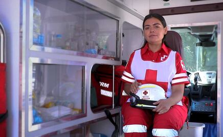 ¿Imaginas un día sin paramédicas? Vanesa García atiende llamadas de emergencia diario