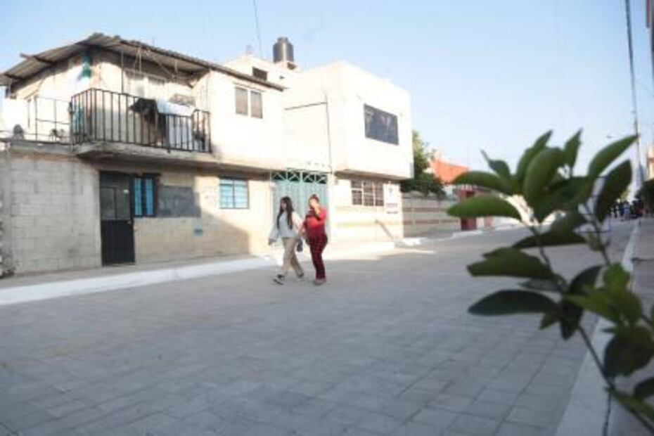 Eduardo Rivera rehabilita calles de siete colonias de Puebla 