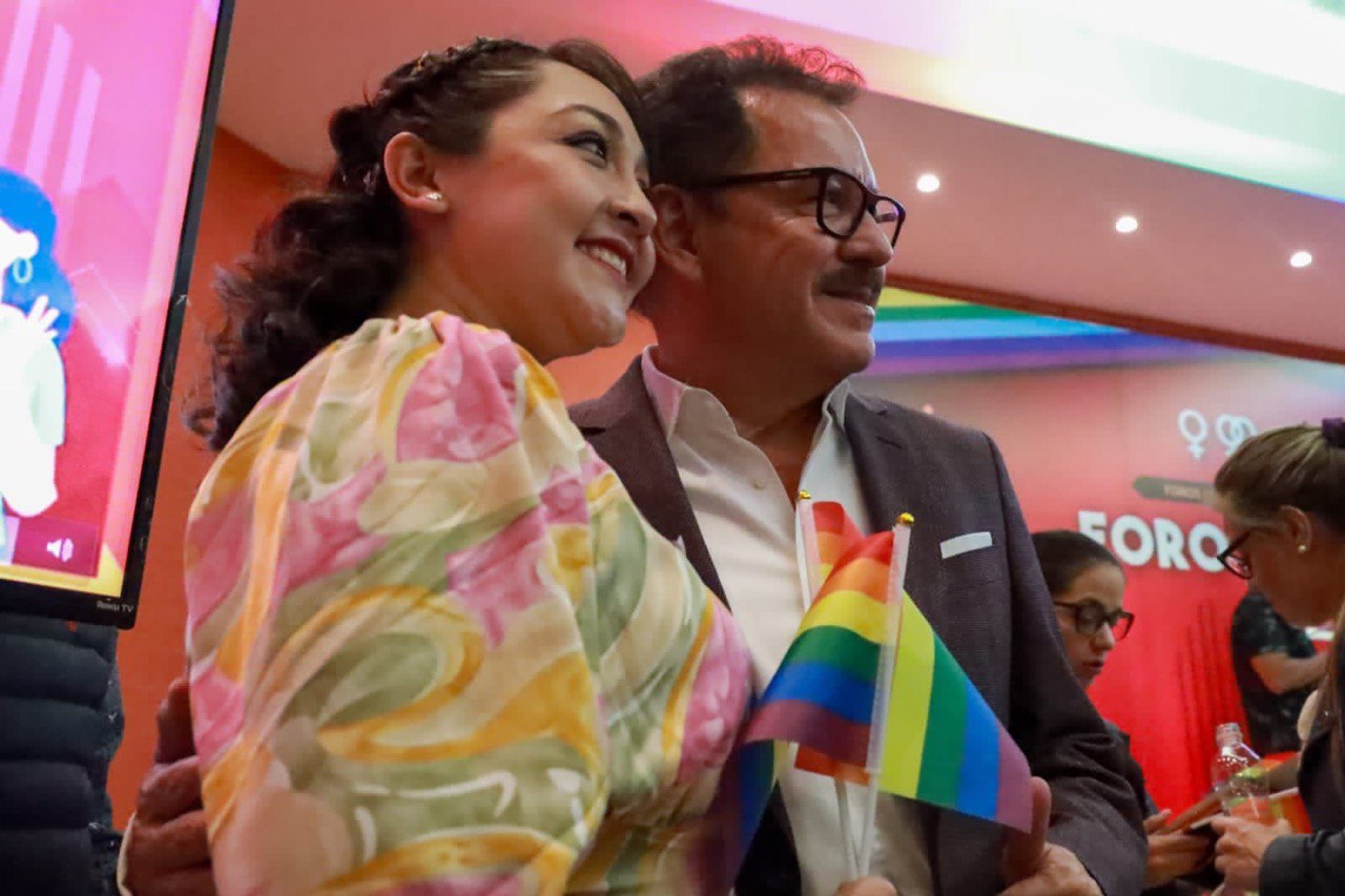 Ignacio Mier participó en un foro de la comunidad LGBTTTIQ+ | Fotos Especiales