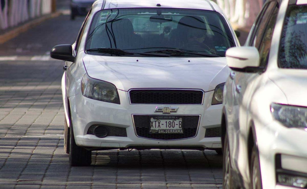 El PAN es el partido que reporta más autos como parte de sus bienes | Foto: Agencia Es Imagen para El Universal Puebla