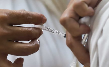 Aplicarán 116 mil vacunas contra el VPH a niñas de 13 y 14 años en Puebla