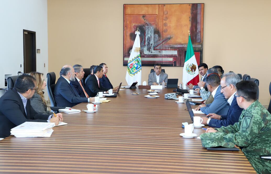 Este viernes 17 de noviembre, el gobernador Sergio Salomón encabezó la mesa de trabajo | Twitter Sergio Salomón