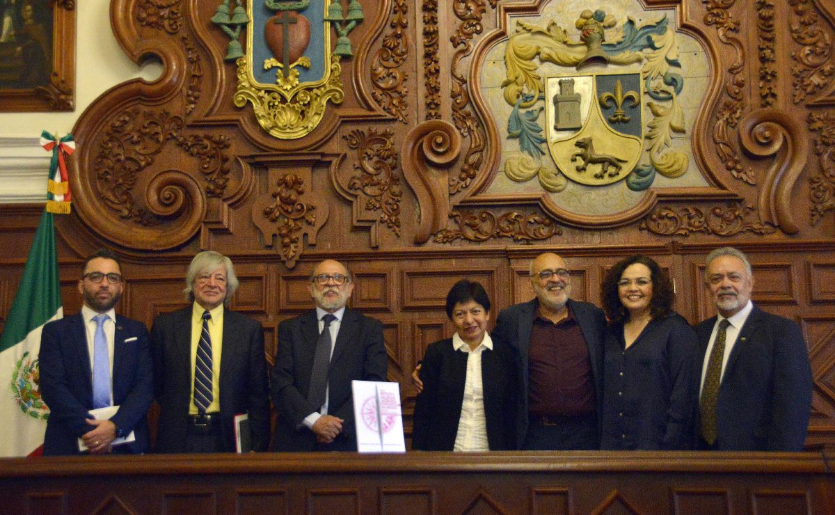 Lilia Cedillo se pronuncia por recuperar el peso de las academias en el rumbo de la universidad